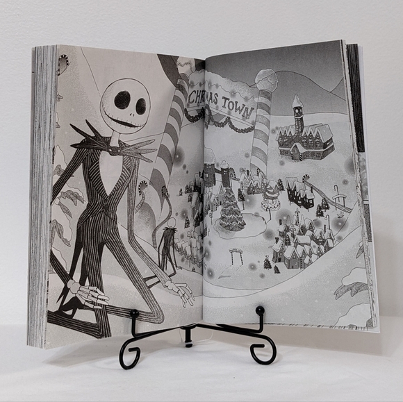 Disney Tim Burton's The Nightmare Before Christmas Softcover Book Tokyopop Manga - Picture 4 of 6
